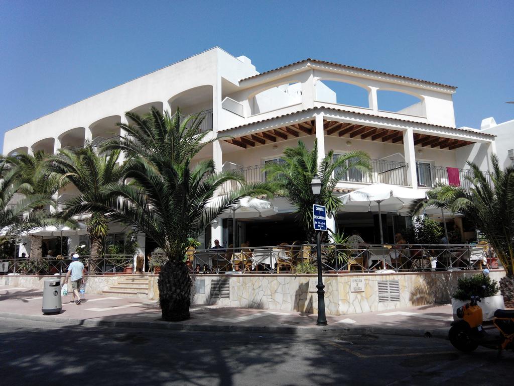 Hostal Leo D'Or Cala d'Or  Bagian luar foto