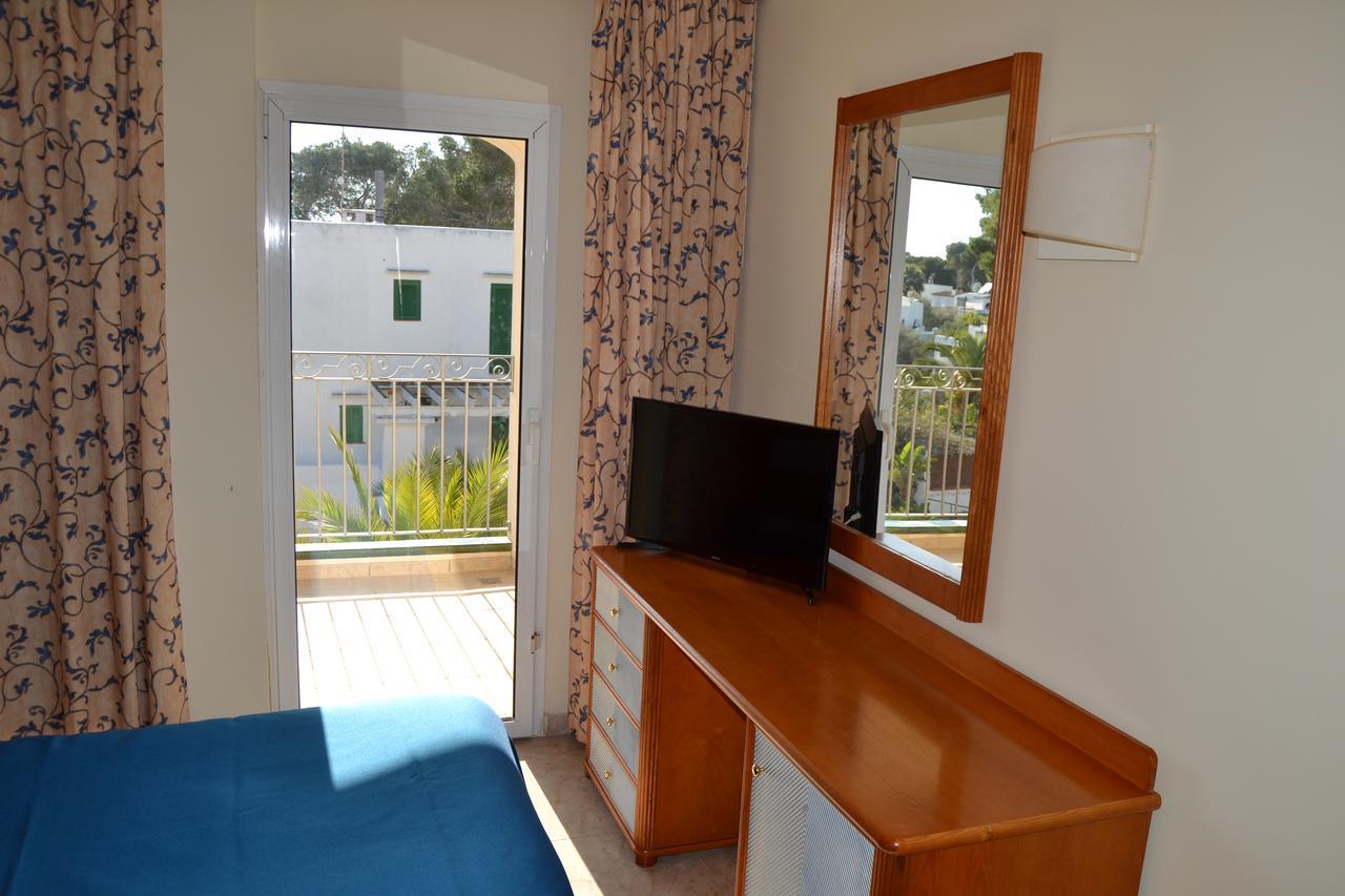 Hostal Leo D'Or Cala d'Or  Bagian luar foto